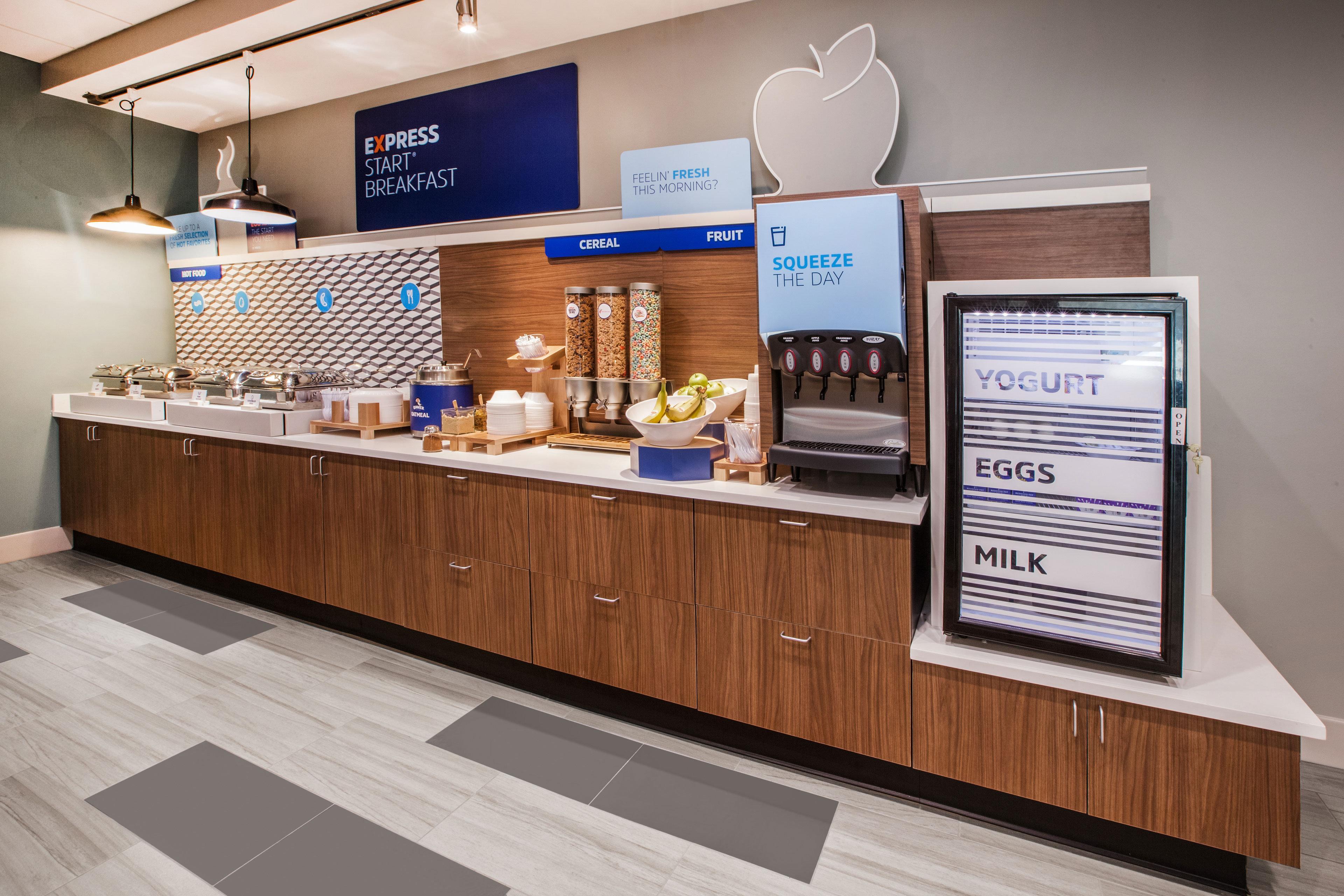 Holiday Inn Express Hotels- Hampton By Ihg Bagian luar foto
