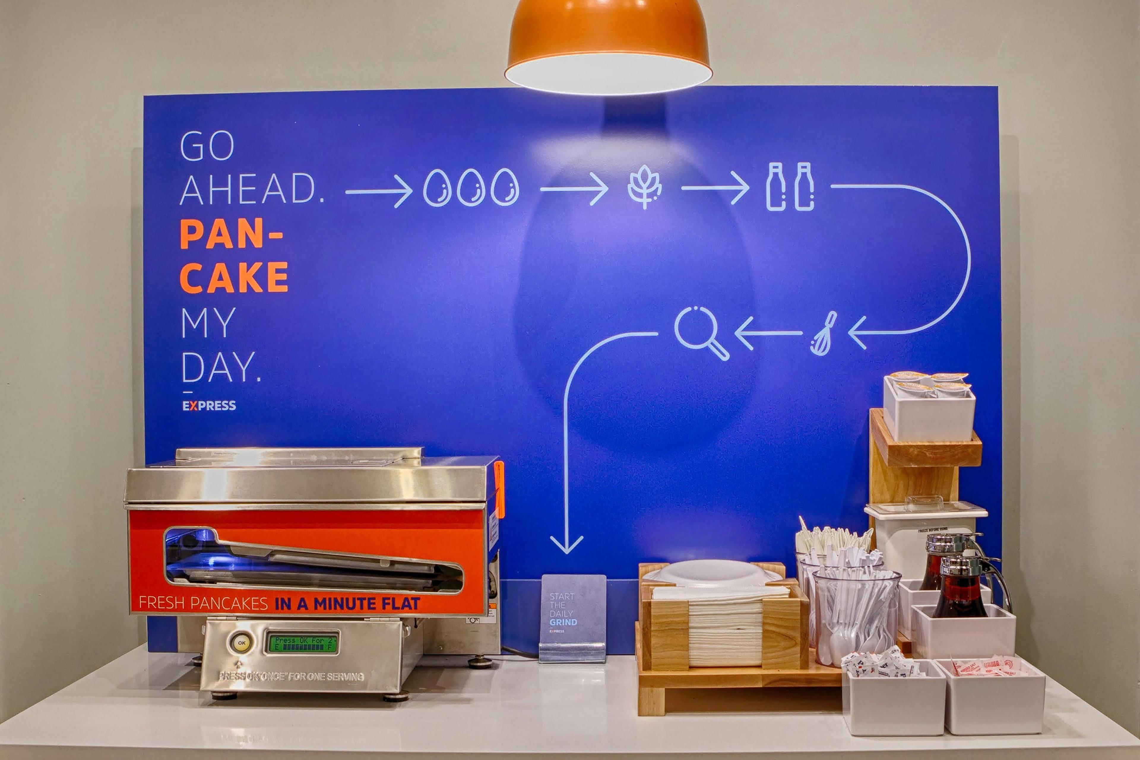 Holiday Inn Express Hotels- Hampton By Ihg Bagian luar foto