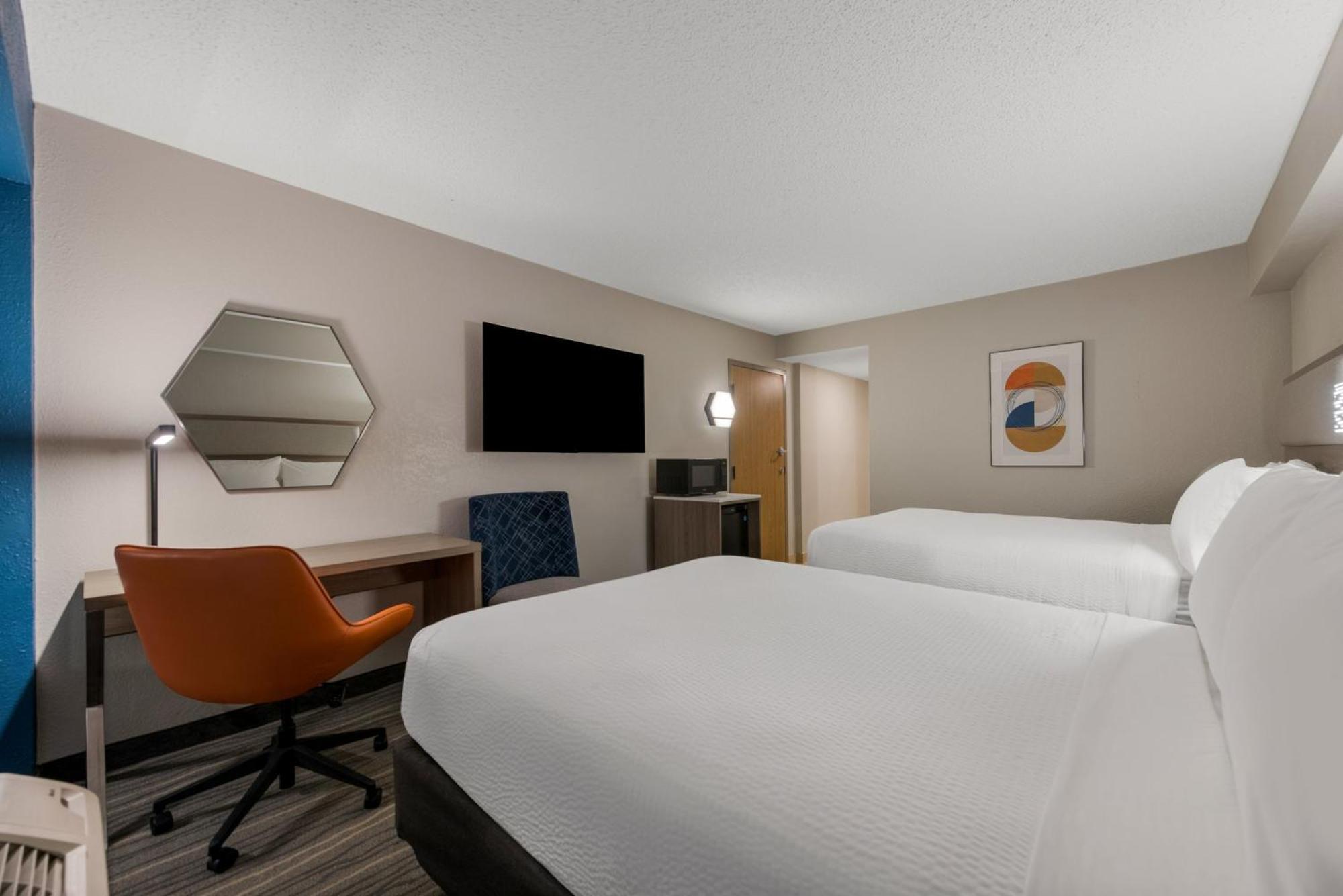Holiday Inn Express Hotels- Hampton By Ihg Bagian luar foto