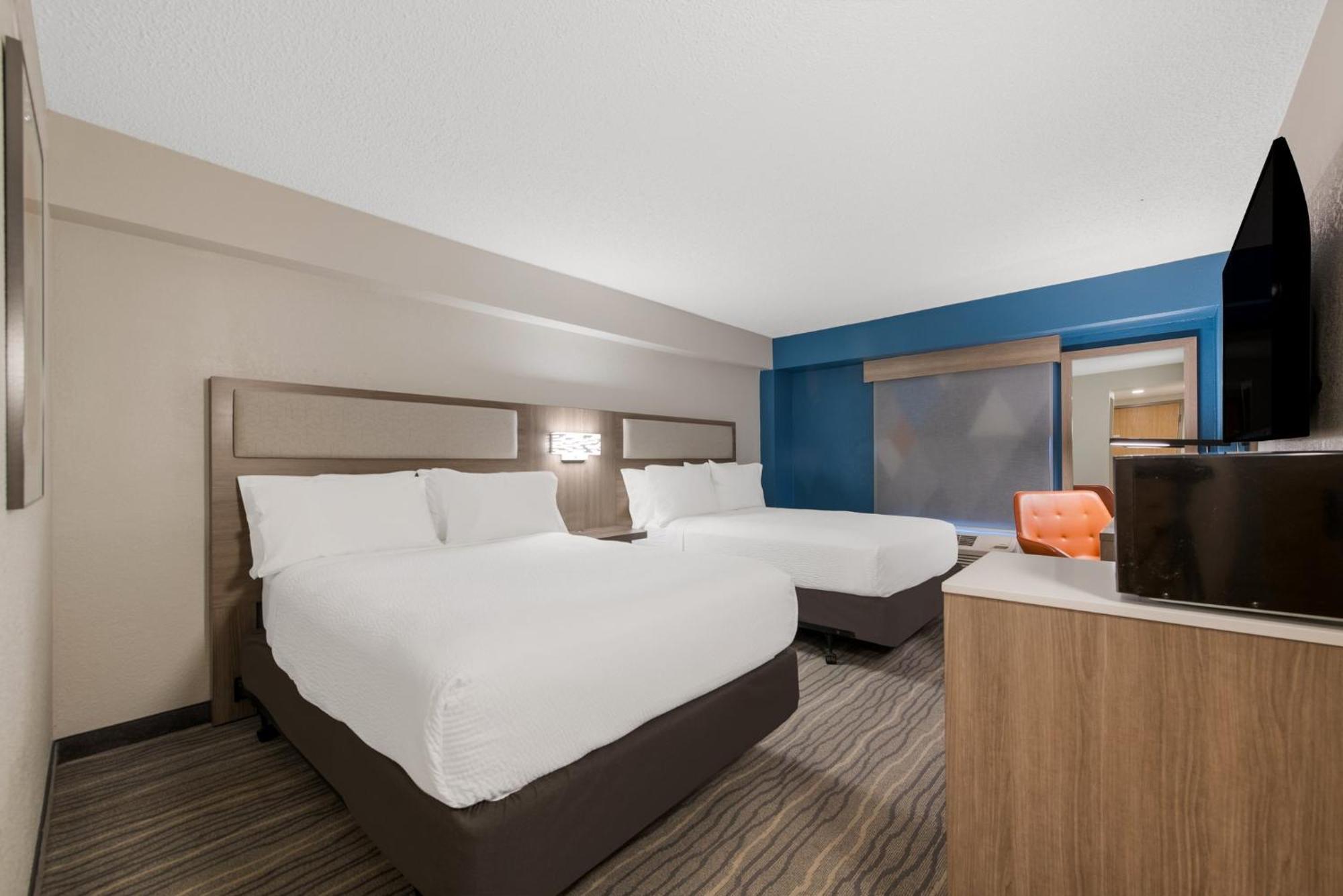 Holiday Inn Express Hotels- Hampton By Ihg Bagian luar foto